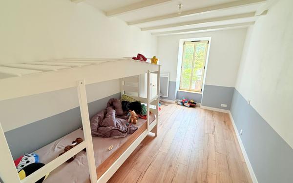 Maison à vendre    5 pièces •  Surgères