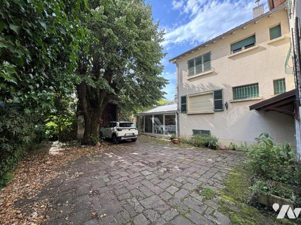 Maison (2 appartements)