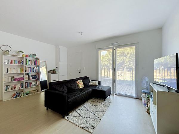 ANGERS BELLE BEILLE T2 MODERNE 48 M2 AVEC TERRASSE ET VUE SUR LA VERDURE Angers