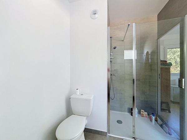 ANGERS BELLE BEILLE T2 MODERNE 48 M2 AVEC TERRASSE ET VUE SUR LA VERDURE Angers