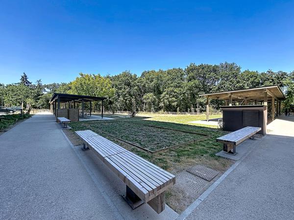 ANGERS BELLE BEILLE T2 MODERNE 48 M2 AVEC TERRASSE ET VUE SUR LA VERDURE Angers