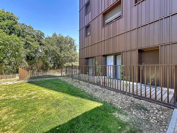 ANGERS BELLE BEILLE T2 MODERNE 48 M2 AVEC TERRASSE ET VUE SUR LA VERDURE Angers