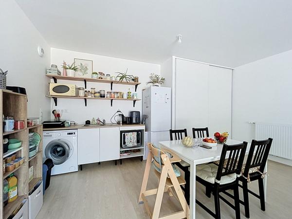 ANGERS BELLE BEILLE T2 MODERNE 48 M2 AVEC TERRASSE ET VUE SUR LA VERDURE Angers