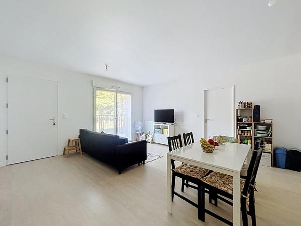 ANGERS BELLE BEILLE T2 MODERNE 48 M2 AVEC TERRASSE ET VUE SUR LA VERDURE Angers
