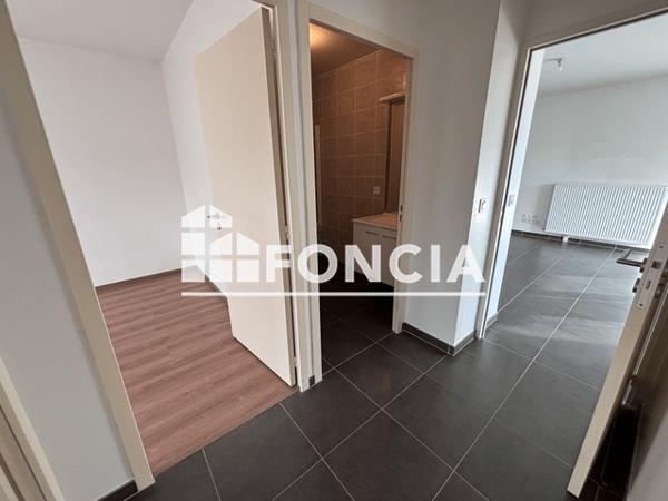 Location Appartement 4 pièces 81.39 m² - 27 AVENUE DU GRAND CHATELET Grenoble 38000