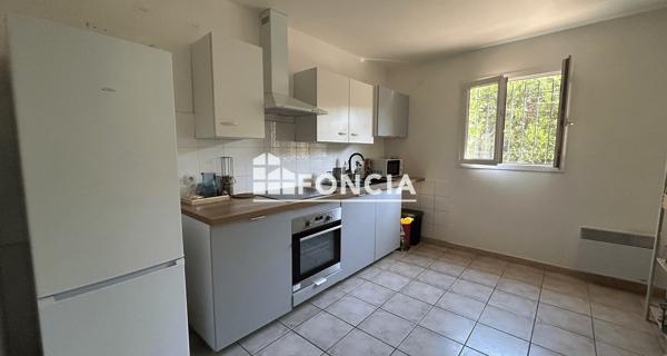 Location Maison 4 pièces 92.02 m² - Camaret-sur-aigues 84850