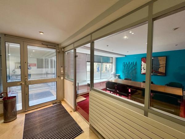 Local/bureau à louer Convention PARIS 15EME ARRONDISSEMENT (75)