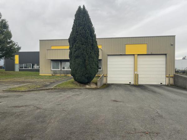 Local D’activité 1330m² – Beaucouze