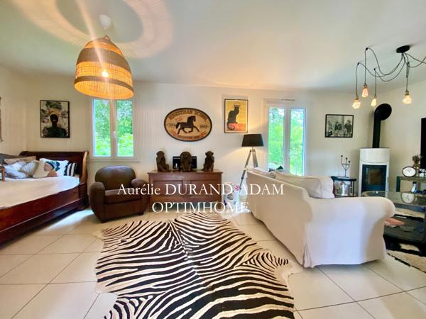 Honfleur - Agréable maison 4 chambres - Superbe jardin - Proche des écoles - 5 minutes en voiture du Vieux-Bassin