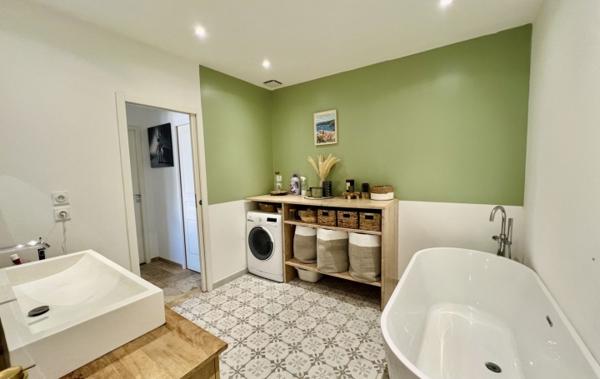 Vente Maison Maison récemment rénovée rénové(e) Vias   