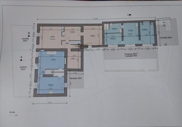Vers-Pont-du-Gard (30210) MAS ET 2 GITES 310 m2