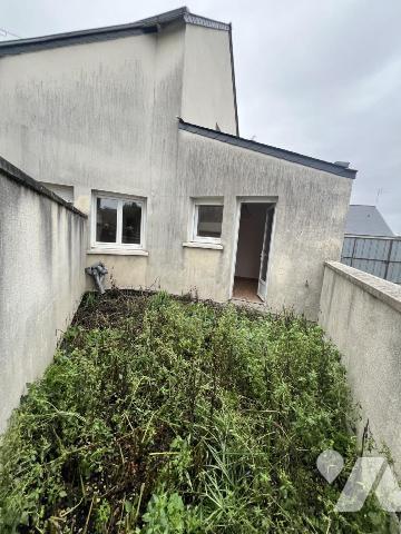 Maison de bourg  4 chambres + garage