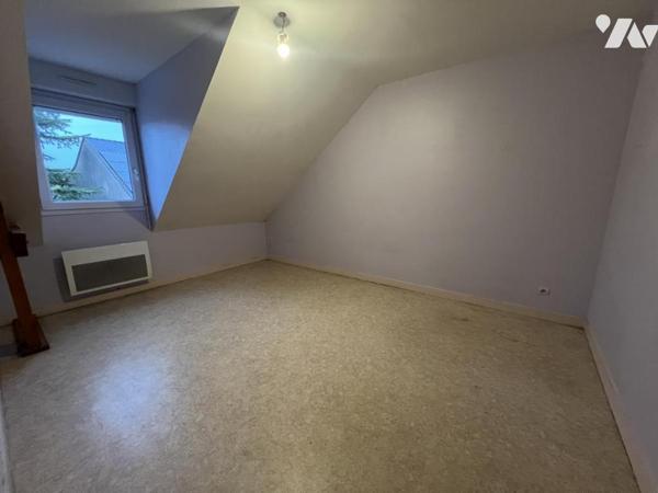 Maison de bourg  4 chambres + garage