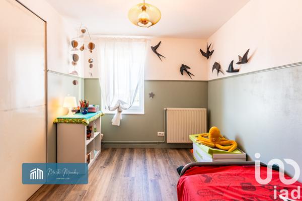 Appartement à vendre 6 pièces 111 m² Saint-Romain-le-Puy