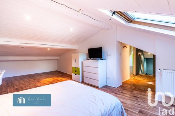 Appartement à vendre 6 pièces 111 m² Saint-Romain-le-Puy