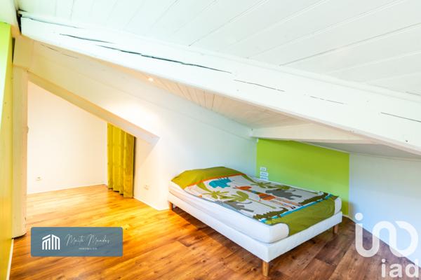 Appartement à vendre 6 pièces 111 m² Saint-Romain-le-Puy