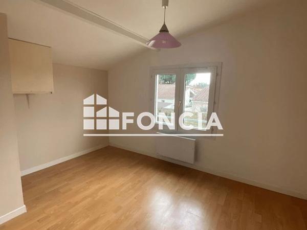 Location Appartement 3 pièces 61.1 m² - 6 IMPASSE DES NARDOUZANS Niort 79000