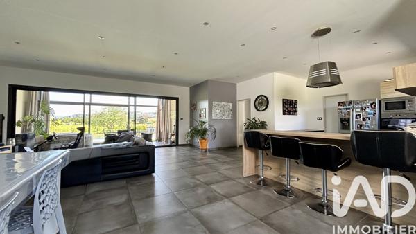 Maison à vendre 5 pièces 182 m² Vallon-Pont-d'Arc
