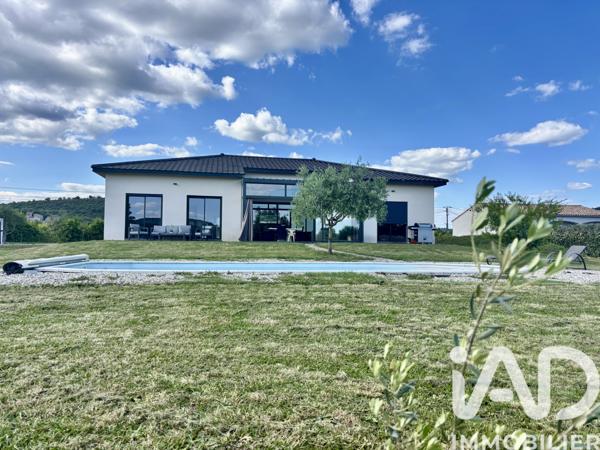Maison à vendre 5 pièces 182 m² Vallon-Pont-d'Arc
