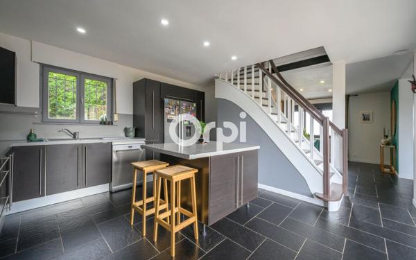 Maison à vendre    5 pièces •  Santes