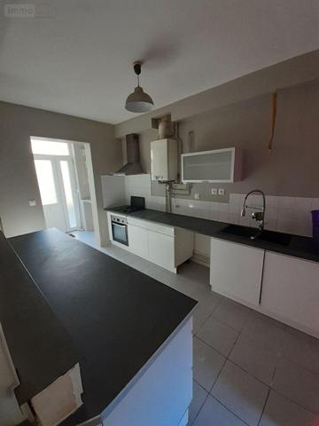 Maison de ville à vendre à Écommoy dans la Sarthe (72220), ref : 023/2056