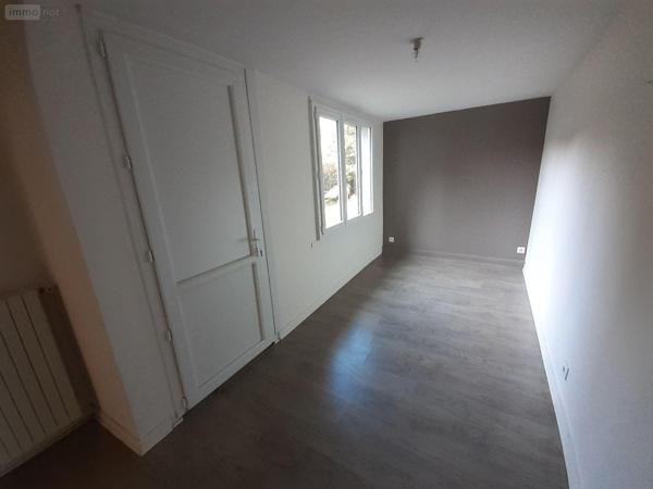 Maison de ville à vendre à Écommoy dans la Sarthe (72220), ref : 023/2056