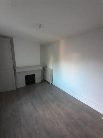 Maison de ville à vendre à Écommoy dans la Sarthe (72220), ref : 023/2056