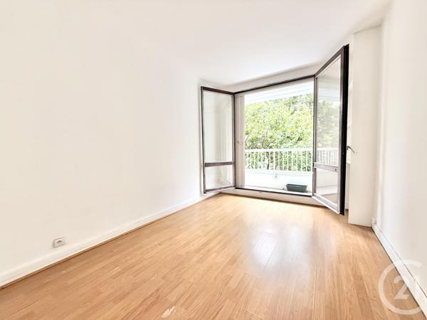 Appartement F3 à vendre  3 pièces - 63,31 m 2   PARIS  - 75017