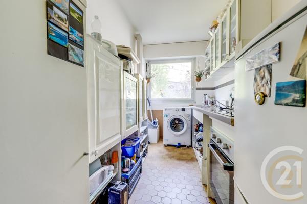 Appartement F3 à vendre  3 pièces - 63,31 m 2   PARIS  - 75017