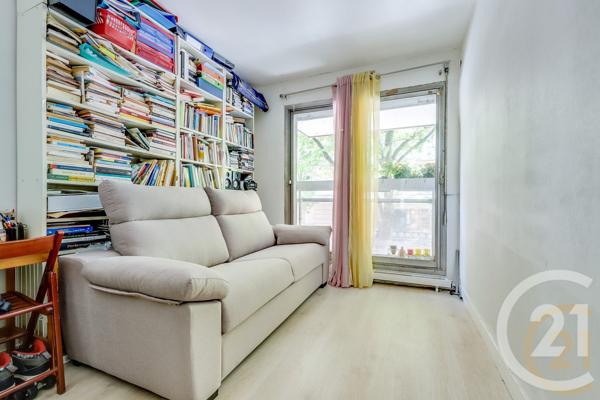 Appartement F3 à vendre  3 pièces - 63,31 m 2   PARIS  - 75017