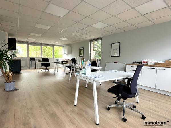 Vente Immeuble 110m 2 - Marcq en Baroeul, Croisé Laroche • Réf. VI741