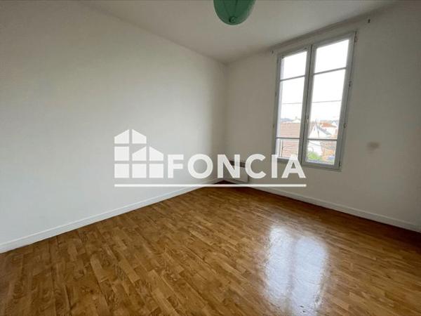 Location Appartement 2 pièces 40.32 m² - 42/44 AVENUE DE RAMBOUILLET Gagny 93220