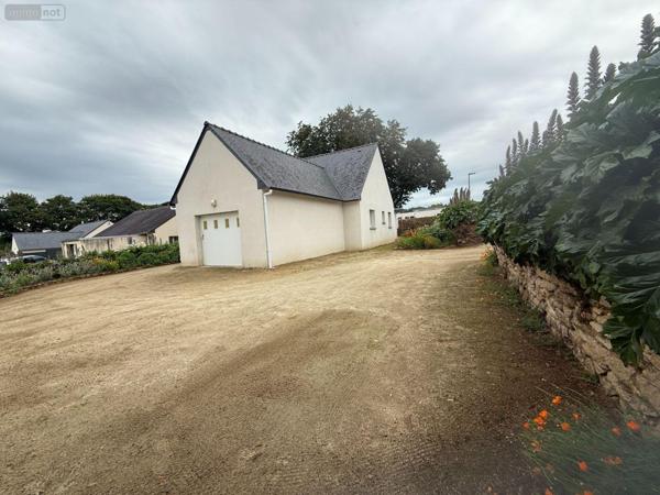 Maison à vendre à Guerlesquin dans le Finistère (29650), ref : 22095MAIS224