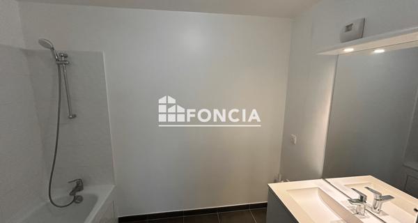 Location Appartement 2 pièces 45.36 m² - Vaires-sur-marne 77360