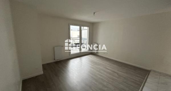 Location Appartement 2 pièces 45.36 m² - Vaires-sur-marne 77360