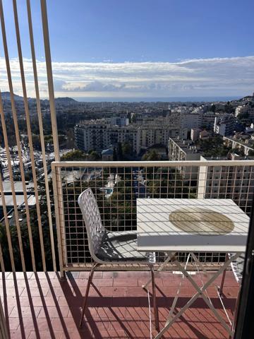 Vente Appartement 4 pièces 69 m2 à Nice
