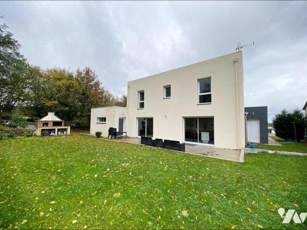 A VENDRE - MAISON CONTEMPORAINE - LA BACONNIERE