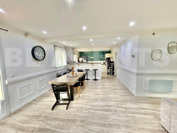 Au Perray en Yvelines, Belle maison familiale de 9 pièces, 6 chambres très bien placée!