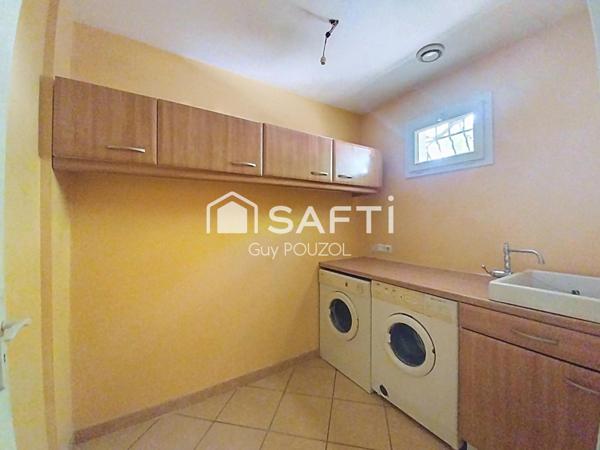 Grande maison traditionnelle de 14 pièces