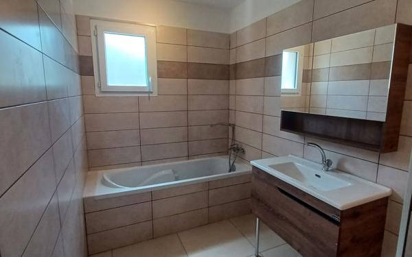 Maison à vendre    5 pièces • 133,70 m2 Bourgoin-Jallieu