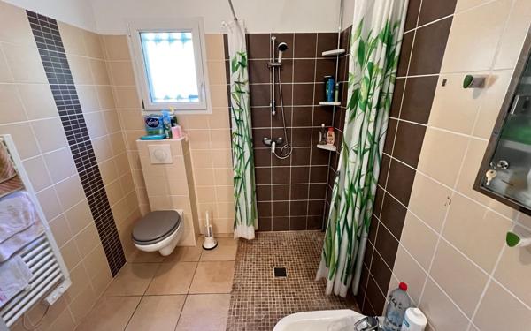 Maison à vendre    3 pièces •  Les Vans