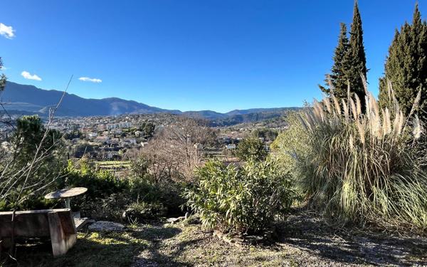 Maison à vendre    3 pièces •  Les Vans