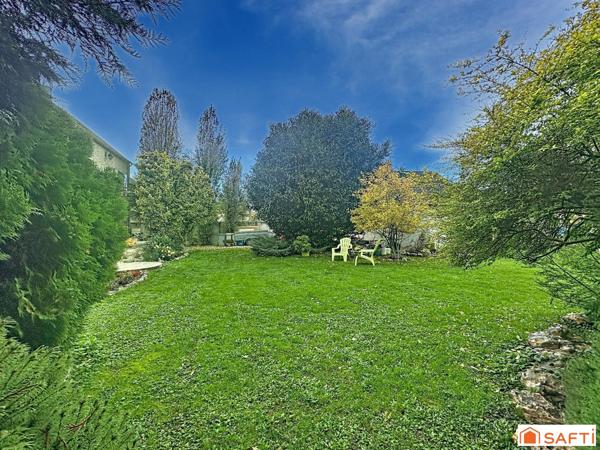 Environnement rural proche des commodités et gare