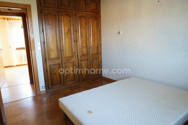 Maison à vendre 6 pièces, de 155 m², dont 4 chambres, VESOUL district (70)