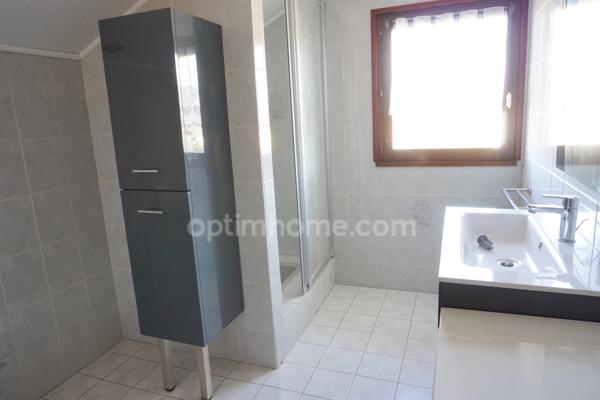 Maison à vendre 6 pièces, de 155 m², dont 4 chambres, VESOUL district (70)