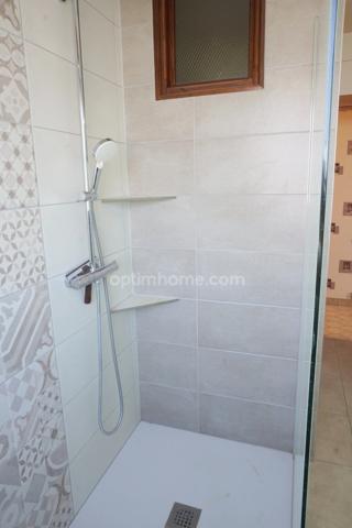 Maison à vendre 6 pièces, de 155 m², dont 4 chambres, VESOUL district (70)