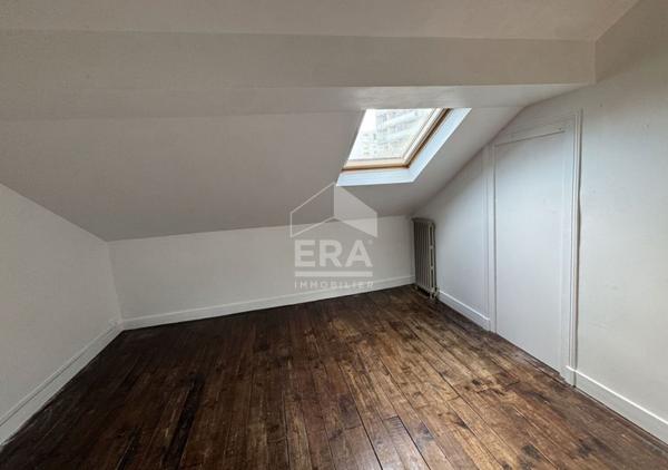 A vendre superbe Maison de ville type 6 avec jardin et deux garages !