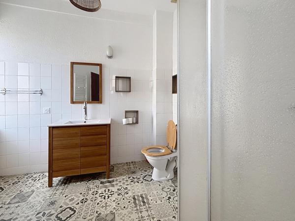 Maison de ville pour nombreux projets