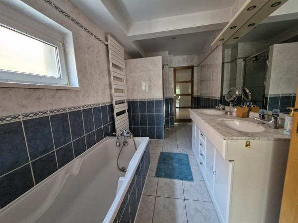 Duplex de 170m² en seconde ligne avec jardin privatif 405 000 €