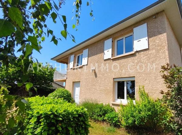 Vente                                                      Maison
                        
                     5 pièces                      125 m2                     à Annonay